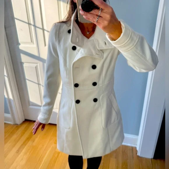 Zara white peacoat size S: Bust 36”, sleeve length 18”, shoulder to hem 34”. - Picture 2 of 11